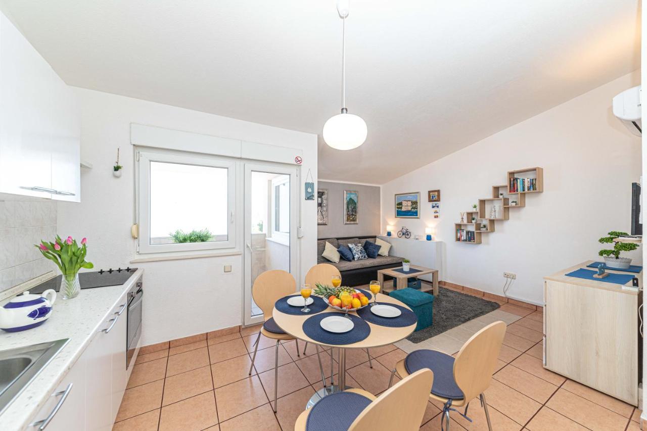 Apartment Glavica Трогир Екстериор снимка