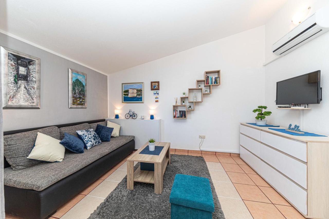 Apartment Glavica Трогир Екстериор снимка
