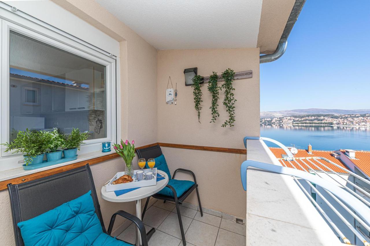Apartment Glavica Трогир Екстериор снимка