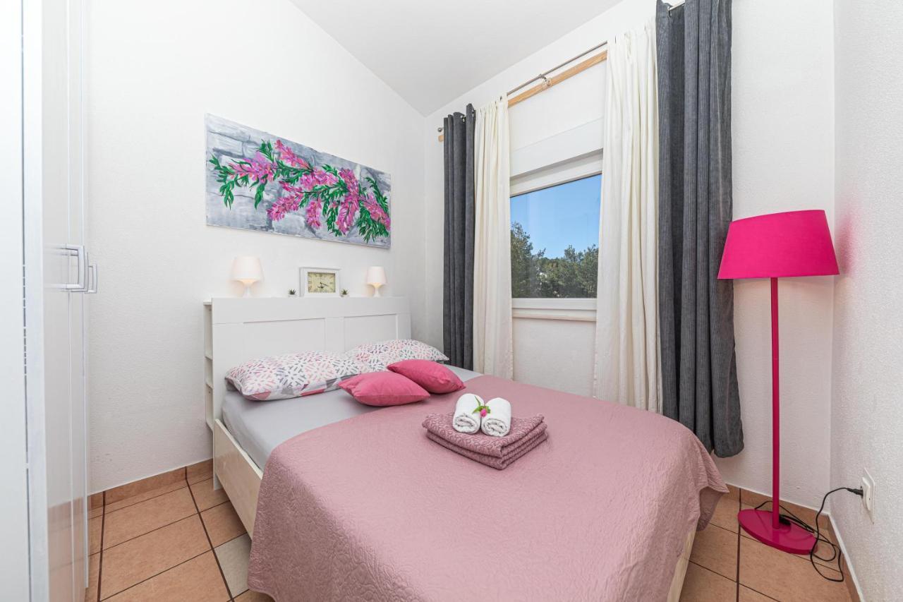 Apartment Glavica Трогир Екстериор снимка
